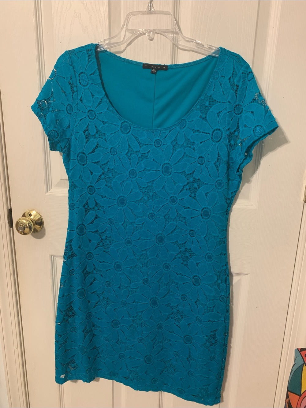 Tiana B. Teal Scoop Neck floral crochet overlay shift dress